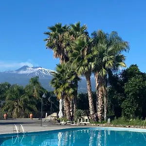 https://agriturismo-serra-san-biagio-calatabiano.sicilyhotelsitaly.net